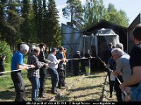 D21 0696  Alla hjälps åt att dra ut E2 948 : 2016 Inlandsbanan IB16