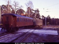 16531  BP 899 i Näsbypark 4 januari 1984 : Roslagsbanan, SRJmf ångtåg 93 Öst--Österskär och 94 DjÖ--Näsbypark, Svenska järnvägslinjer