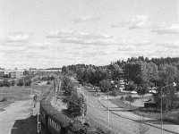 sv1852-24  Bdp 3255 på väg mot Roslags Näsby 21 sept 1985 : 1985 SRJ 100 år, Roslagsbanan, Svenska järnvägslinjer