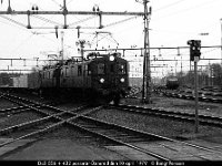 sv0903-16  Du2 556 + 432 passerar Öxnered den 10 april 1979 : Bildbeställning, Platser, Sv lok, Svenska tåg, Sverige, Webbalbum, Öxnered