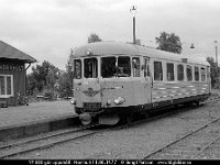 sv0420-14  YP 888 gör uppehåll i Norrhult 11.08.1977 : Bildbeställning, Sv motorvagnar, SvK 145 Växjö--Hultsfred--Västervik, Svenska järnvägslinjer, Svenska tåg, Webbalbum, YP