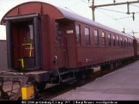 01205  RB5 3200 på Göteborg C 5 aug 1977 : Bildbeställning, Göteborg, Göteborg C, Platser, RB5, Sv personvagnar, Svenska tåg, Sverige, Webbalbum