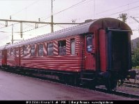 28750  BF3 2556 i Kiruna 11 juli 1990 : Bildbeställning, Kiruna, Platser, Sv personvagnar, Svenska tåg, Sverige, Webbalbum
