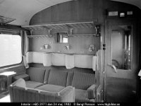 sv1496-08  Interiör i AB5 2971 den 24 maj 1983 : Bildbeställning, Eskilstuna, Platser, Sv personvagnar, Svenska tåg, Sverige, Webbalbum